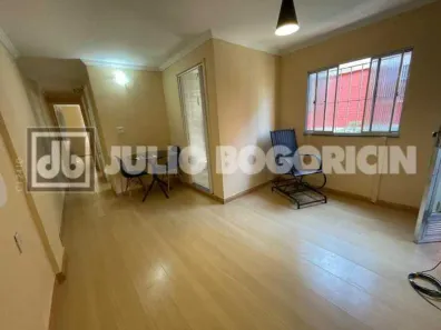 Apartamento com 2 Quartos à venda, 47m² no Praia da Bandeira, Rio de Janeiro