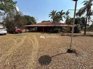 Fazenda/Sítio com 4 Quartos à venda, 350m² no , Guapiaçu