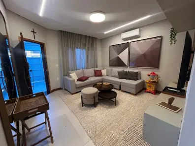Casa com 3 Quartos à venda, 280m² no Vila Nossa Senhora Aparecida, Cambuí