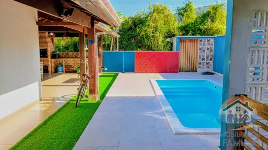 Casa com 3 Quartos à venda, 203m² no Balneário Califórnia, Caraguatatuba