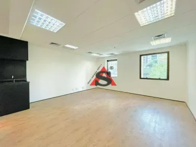 Sala Comercial à venda, 31m² no Vila Olímpia, São Paulo