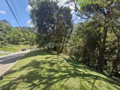 Lote/Terreno à venda, 842m² no Itacorubi, Florianópolis