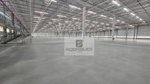 Galpão/Depósito/Armazém para alugar, 2417m² no Batistini, São Bernardo do Campo