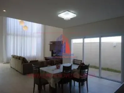 Casa de Condomínio com 3 Quartos à venda, 270m² no Praia dos Namorados, Americana