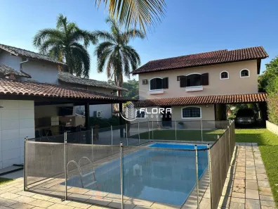 Casa de Condomínio com 5 Quartos à venda, 400m² no Badu, Niterói