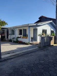 Casa com 3 Quartos à venda, 160m² no Ingleses do Rio Vermelho, Florianópolis