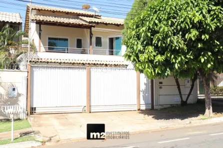 Sobrado com 4 Quartos à venda, 162m² no Parque Anhanguera, Goiânia