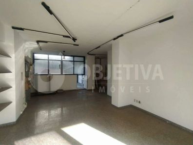 Sala Comercial à venda, 87m² no Centro, Uberlândia