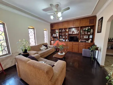 Casa com 3 Quartos à venda, 211m² no Jardim São Paulo, Americana