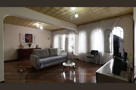 Casa com 3 Quartos à venda, 174m² no Vila Nhocune, São Paulo