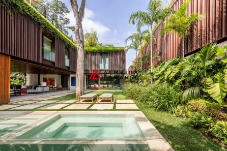 Casa de Condomínio com 4 Quartos à venda, 1650m² no Vila Madalena, São Paulo