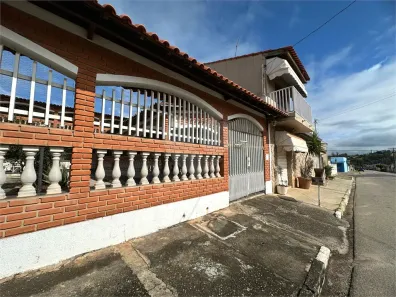 Casa com 2 Quartos à venda, 210m² no Vila Regina, Itapetininga