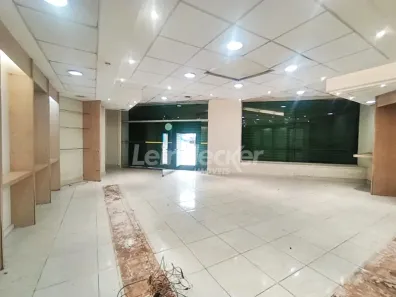 Ponto Comercial para alugar, 211m² no Floresta, Porto Alegre