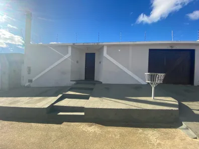 Casa com 3 Quartos à venda, 360m² no Alto Maron, Vitória da Conquista