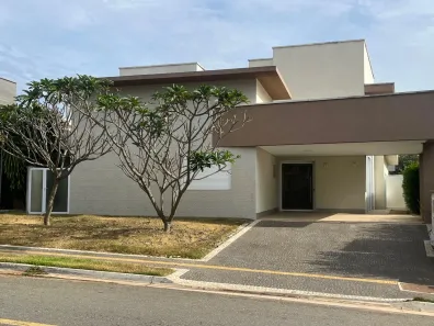 Casa com 4 Quartos à venda, 270m² no Fazenda Vau das Pombas, Goiânia