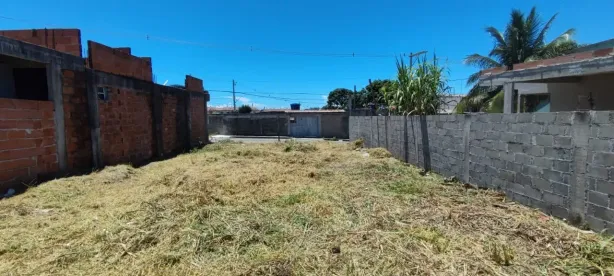 Lote/Terreno à venda, 200m² no Barra do Riacho, Aracruz