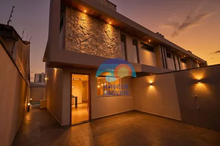 Sobrado com 3 Quartos à venda, 65m² no Bal Stella Maris, Peruíbe