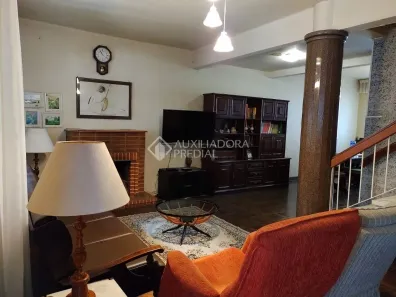 Casa com 3 Quartos à venda, 156m² no Petrópolis, Porto Alegre