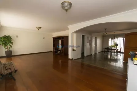Sobrado com 4 Quartos para alugar, 256m² no Planalto Paulista, São Paulo
