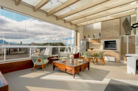 Cobertura com 3 Quartos à venda, 301m² no Atiradores, Joinville