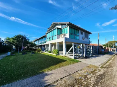 Sobrado com 2 Quartos à venda, 85m² no , Xangri-lá