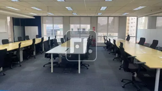Sala Comercial para alugar, 385m² no Vila Olímpia, São Paulo