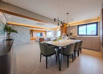 Apartamento com 4 Quartos à venda, 255m² no Itaigara, Salvador