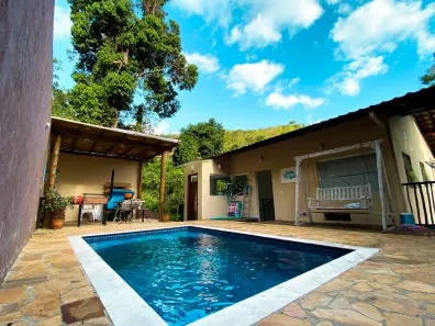 Sobrado com 3 Quartos para alugar, 150m² no Perequê, Ilhabela