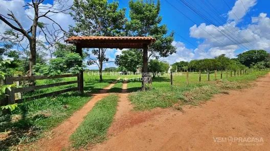 Fazenda/Sítio com 4 Quartos à venda, 40000m² no Área Rural de Campo Grande, Campo Grande