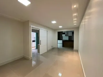 Casa de Condomínio com 3 Quartos à venda, 120m² no Aclimação, Uberlândia