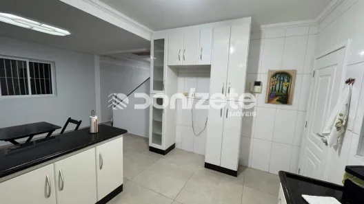 Casa com 3 Quartos para alugar, 180m² no Alves Dias, São Bernardo do Campo