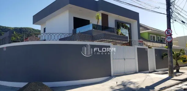 Casa com 4 Quartos à venda, 180m² no Piratininga, Niterói