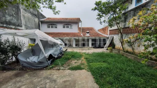 Casa com 3 Quartos à venda, 278m² no Jardim Guanhembu, São Paulo
