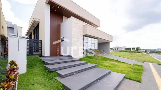 Casa de Condomínio com 4 Quartos à venda, 212m² no Jardins França, Goiânia