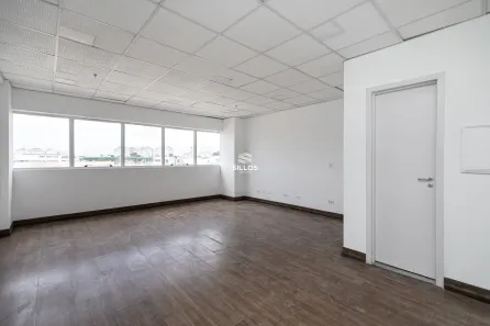 Sala Comercial para alugar, 33m² no Capão Raso, Curitiba