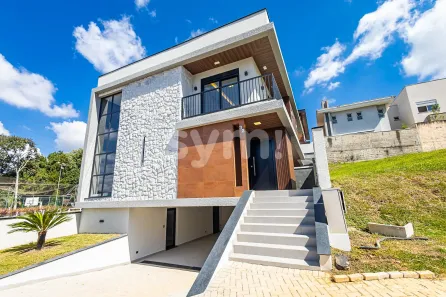 Casa de Condomínio com 4 Quartos à venda, 330m² no São Braz, Curitiba