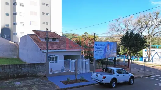 Prédio Comercial com 4 Quartos à venda, 131m² no Zona 07, Maringá