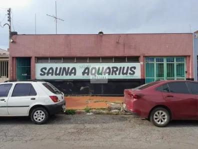 Ponto Comercial com 3 Quartos para alugar, 240m² no Centro, Anápolis