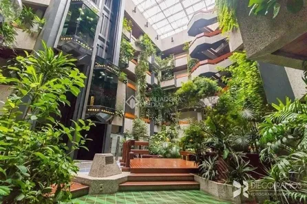 Sala Comercial à venda, 32m² no São João, Porto Alegre