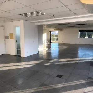 Sala Comercial para alugar, 130m² no Santo Amaro, São Paulo