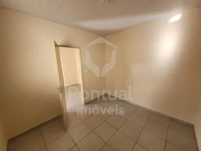 Casa com 1 Quarto para alugar, 29m² no Saraiva, Uberlândia