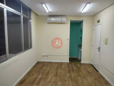 Sala Comercial à venda, 30m² no Centro Histórico, Porto Alegre