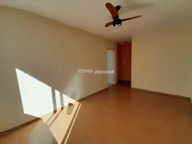 Apartamento com 2 Quartos para alugar, 71m² no Passo da Areia, Porto Alegre