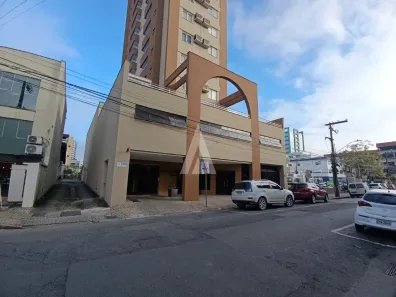 Ponto Comercial à venda, 180m² no Centro, Joinville
