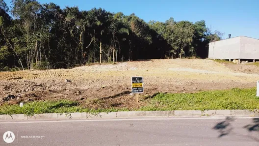 Lote/Terreno à venda, 590m² no Laranjinha, Criciúma