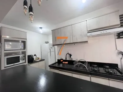 Apartamento com 3 Quartos à venda, 48m² no Praia Comprida, São José