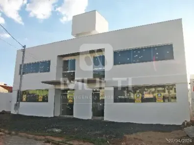 Casa com 1 Quarto para alugar, 492m² no Vigilato Pereira, Uberlândia
