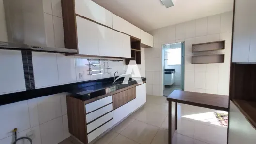 Cobertura com 4 Quartos para alugar, 190m² no Granada, Uberlândia