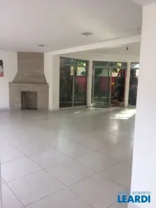 Ponto Comercial para alugar, 570m² no Butantã, São Paulo