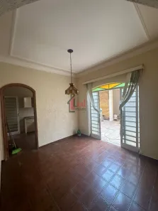 Casa com 3 Quartos à venda, 228m² no Jardim Aviação, Presidente Prudente